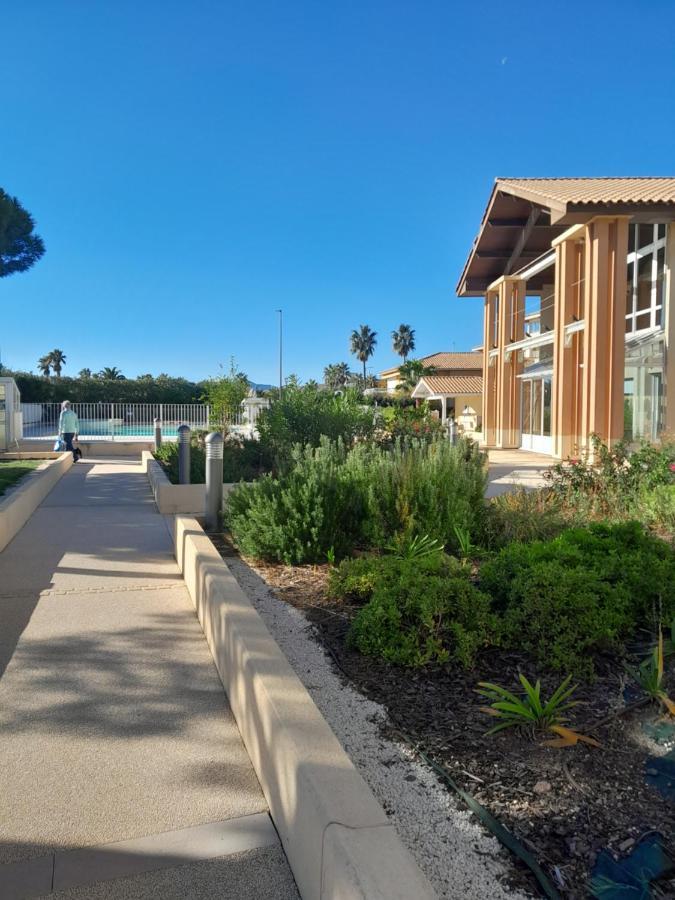 Port Frejus Thalasso Base Nature Apartment Exterior photo